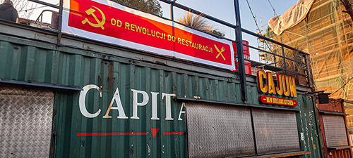 Od rewolucji do restauracji - instalacja site specific